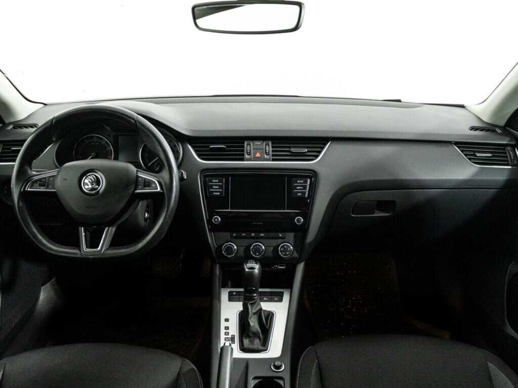 Купить Skoda Octavia с пробегом. Фото: #12