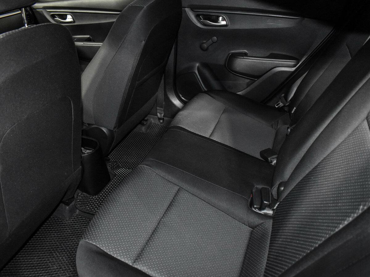 Купить Kia Rio с пробегом. Фото: #9