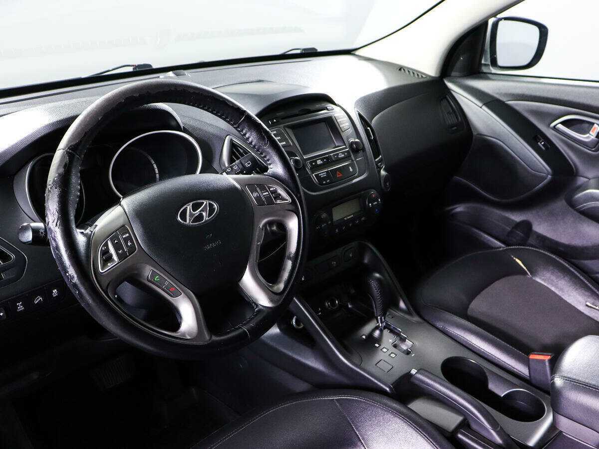 Купить Hyundai ix35 с пробегом. Фото: #13