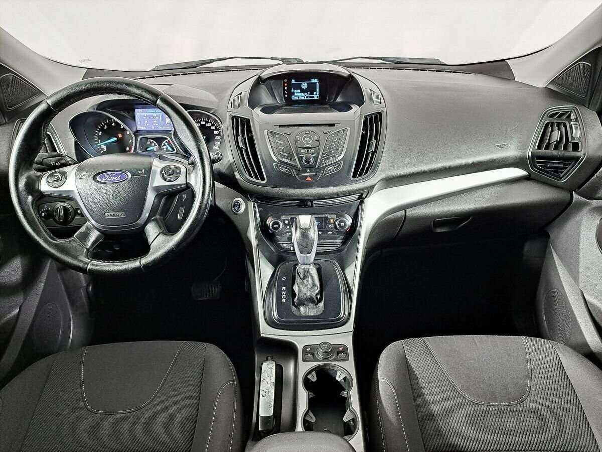 Купить Ford Kuga с пробегом. Фото: #11