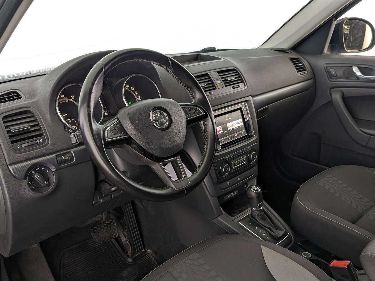 Купить Skoda Yeti с пробегом. Фото: #10