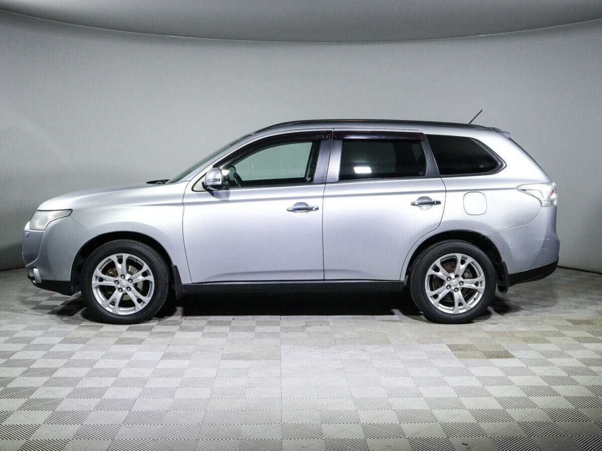Купить Mitsubishi Outlander с пробегом. Фото: #7