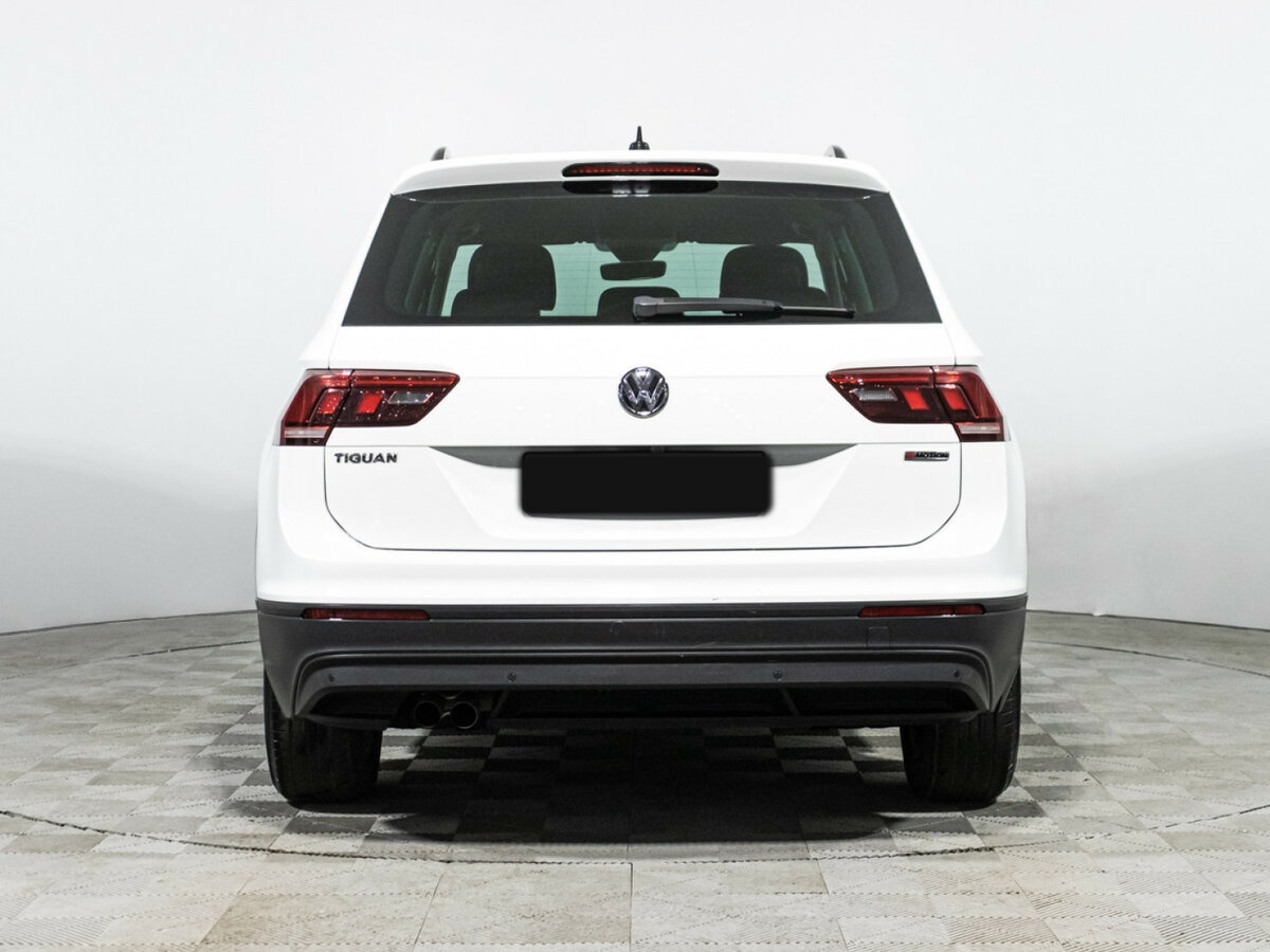 Купить Volkswagen Tiguan с пробегом. Фото: #4