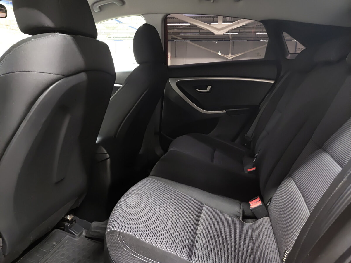 Купить Hyundai i30 с пробегом. Фото: #11