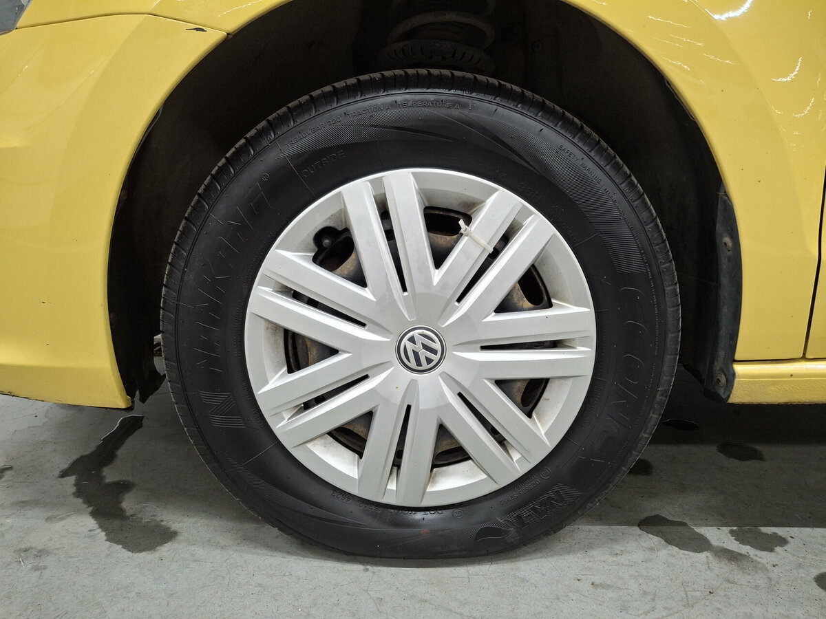 Купить Volkswagen Polo с пробегом. Фото: #17