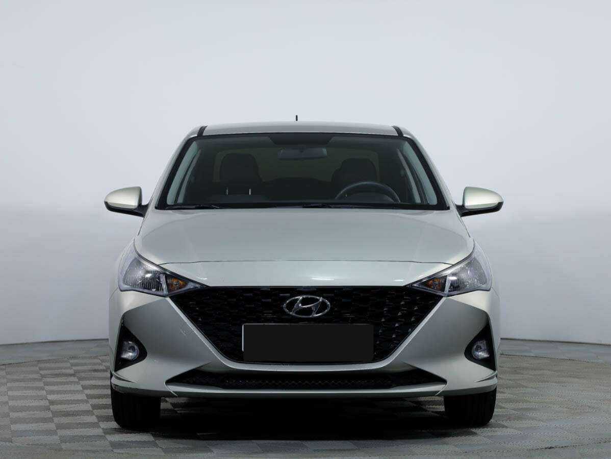 Купить Hyundai Solaris с пробегом. Фото: #0