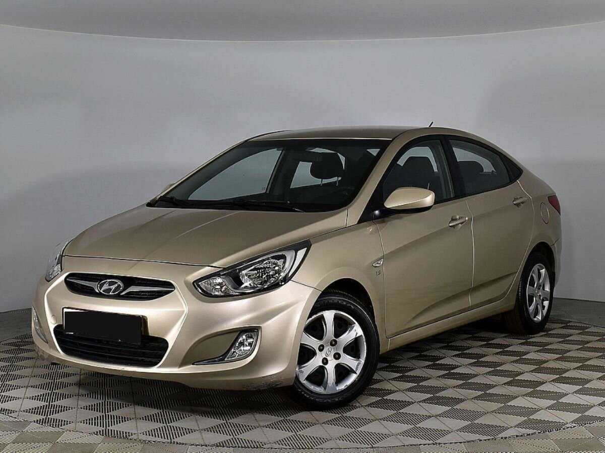 Купить Hyundai Solaris с пробегом. Фото: #0