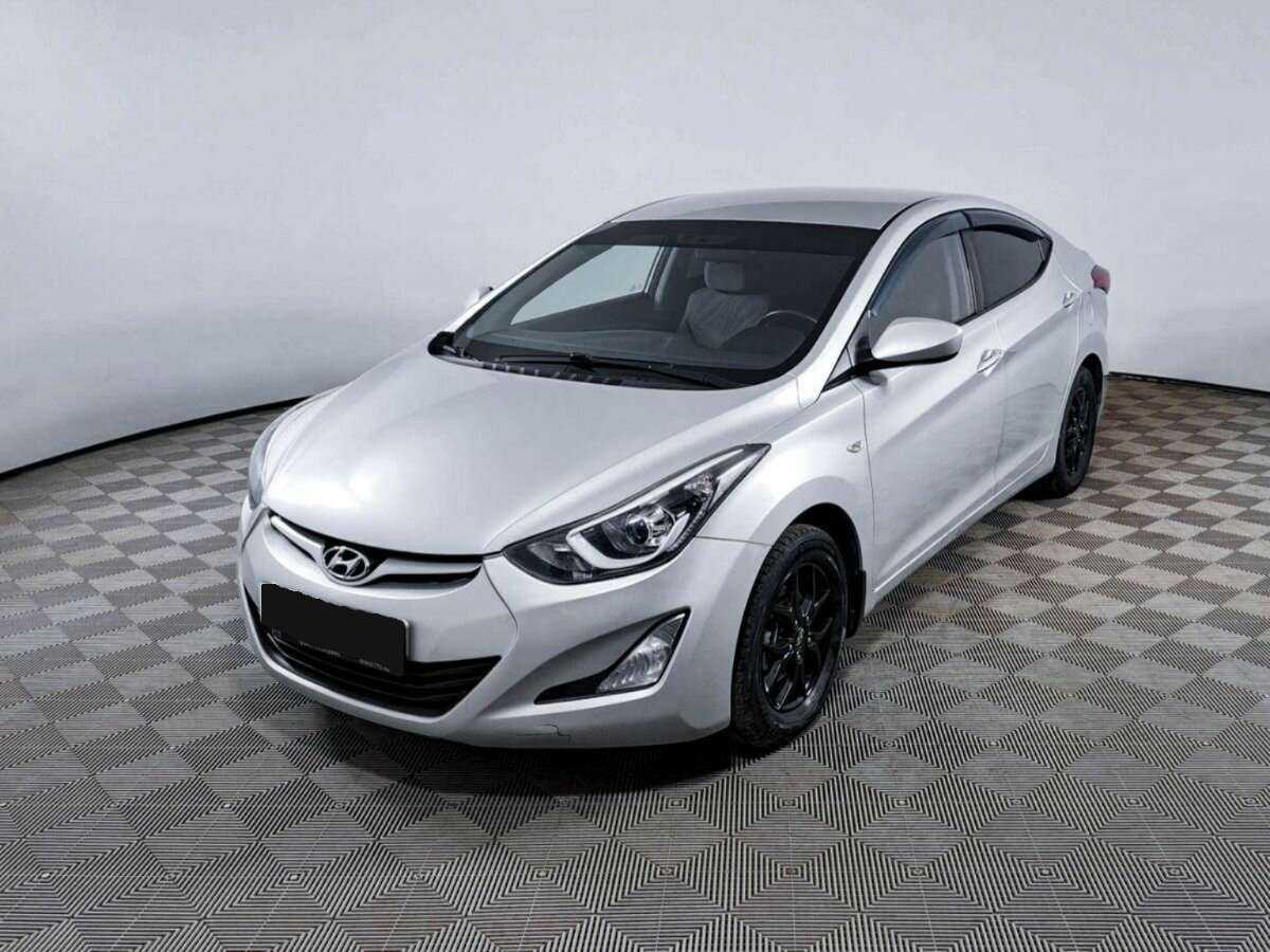 Купить Hyundai Elantra с пробегом. Посмотреть фото
