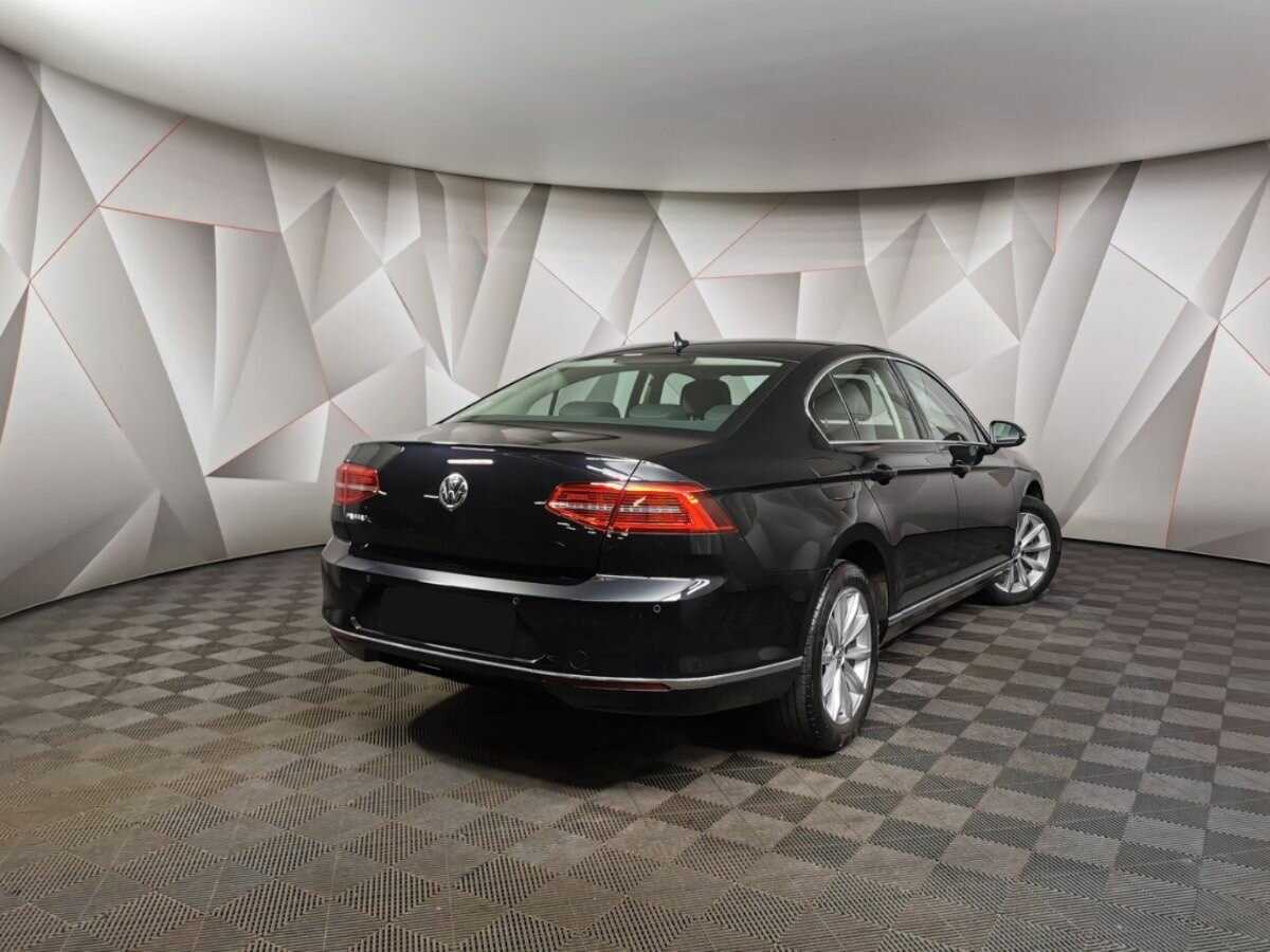 Купить Volkswagen Passat с пробегом. Фото: #1