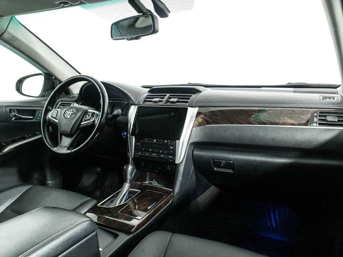 Купить Toyota Camry с пробегом. Фото: #8