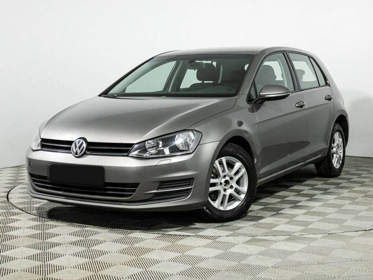 Купить Volkswagen Golf с пробегом. Посмотреть фото