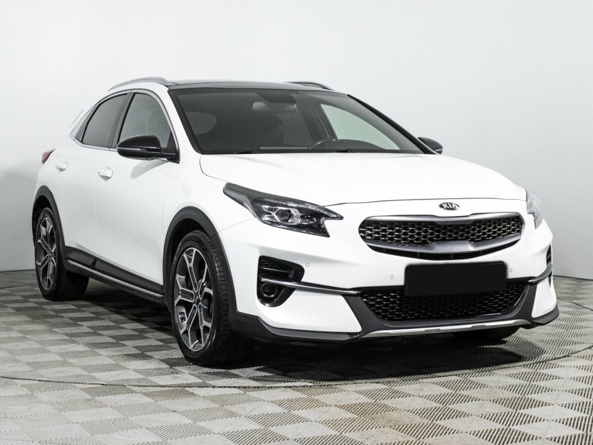 Купить Kia XCeed с пробегом. Фото: #2