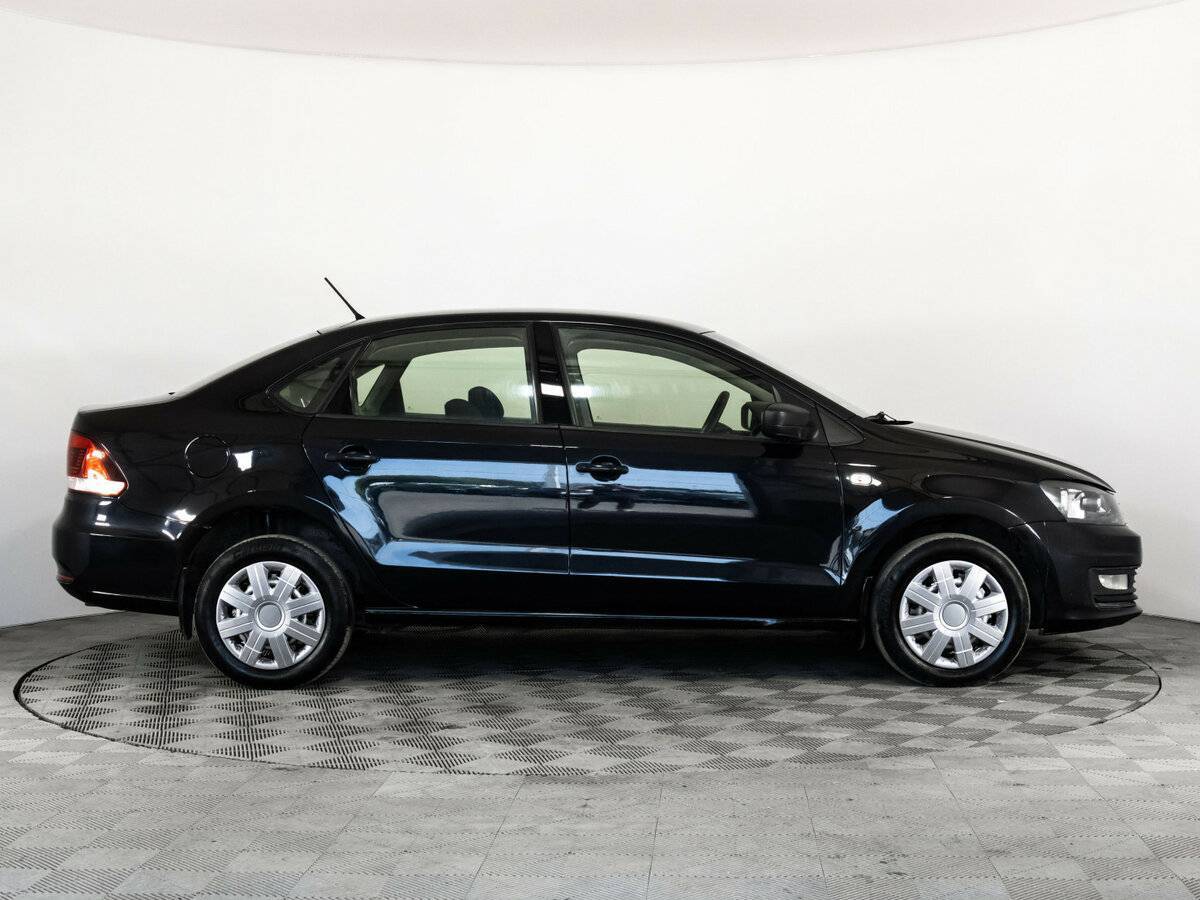 Купить Volkswagen Polo с пробегом. Фото: #3