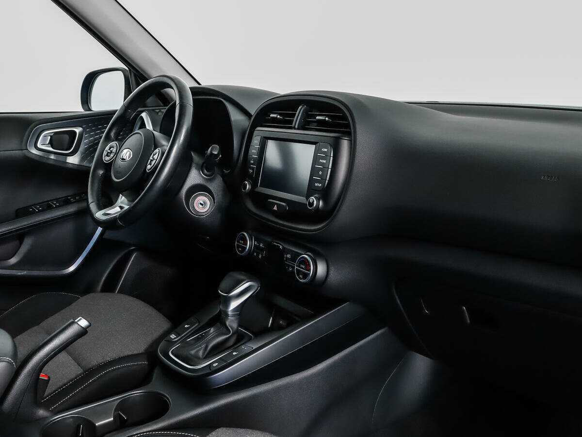 Купить Kia Soul с пробегом. Фото: #10