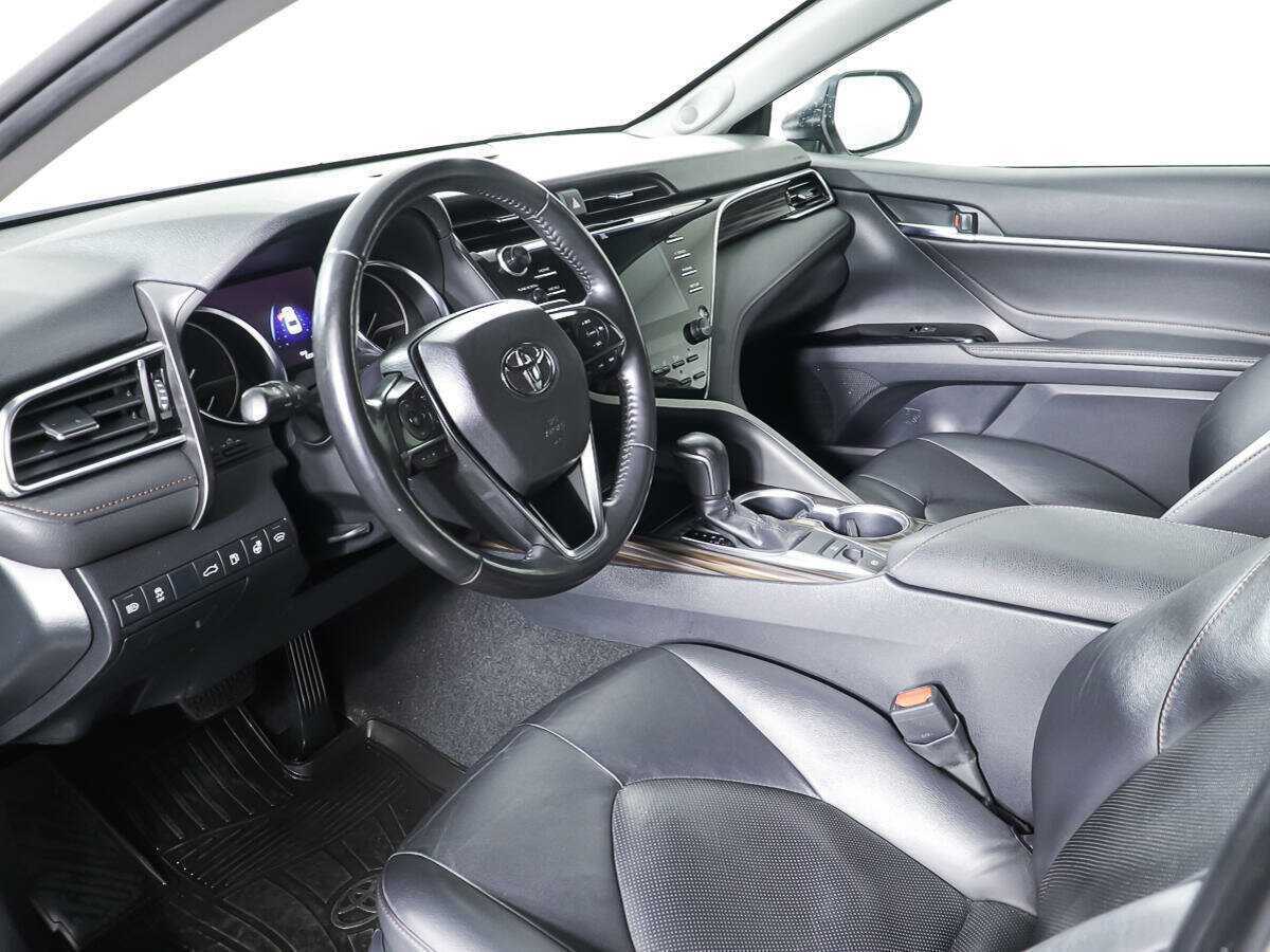 Купить Toyota Camry с пробегом. Фото: #12