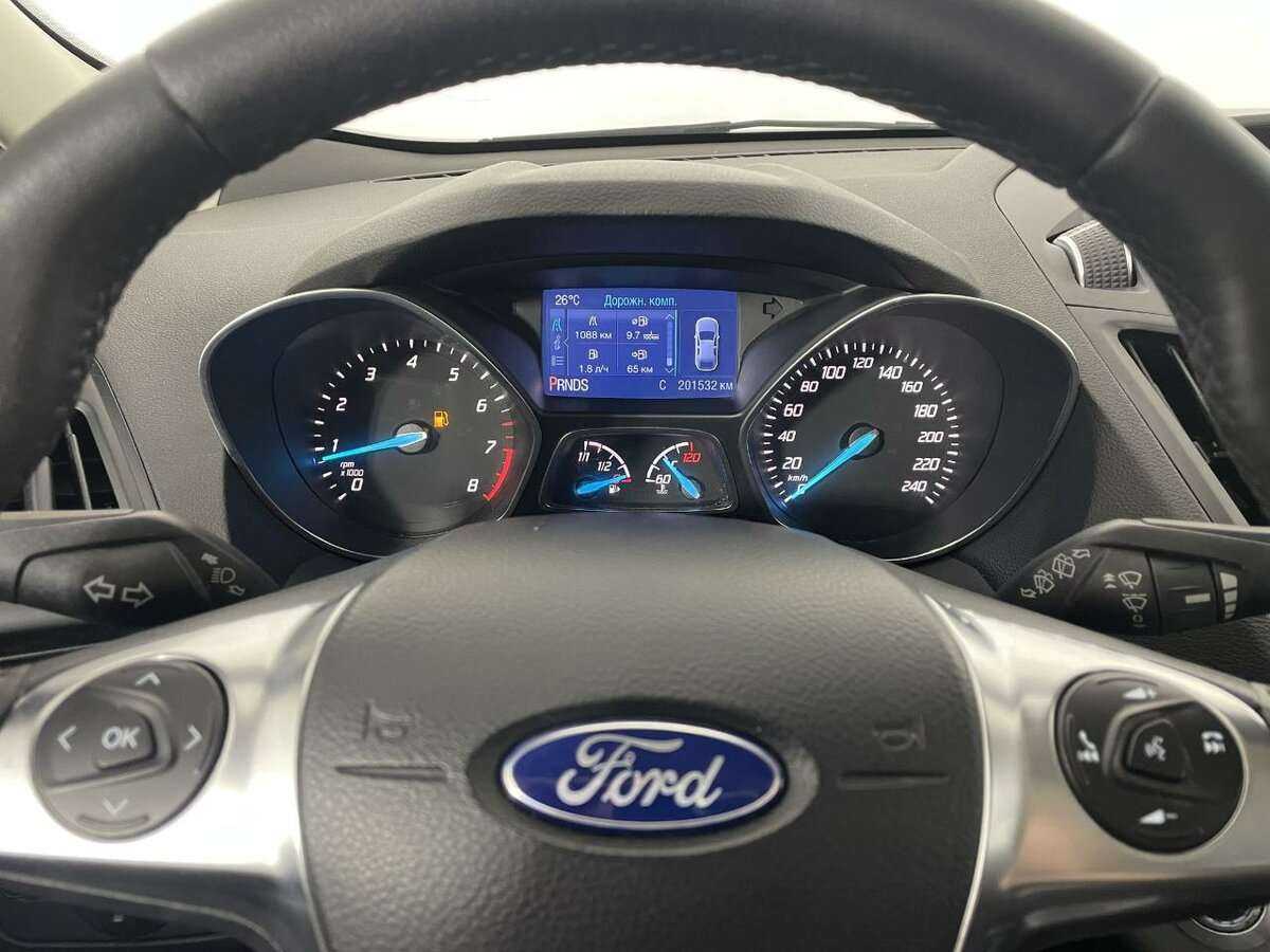 Купить Ford Kuga с пробегом. Фото: #10