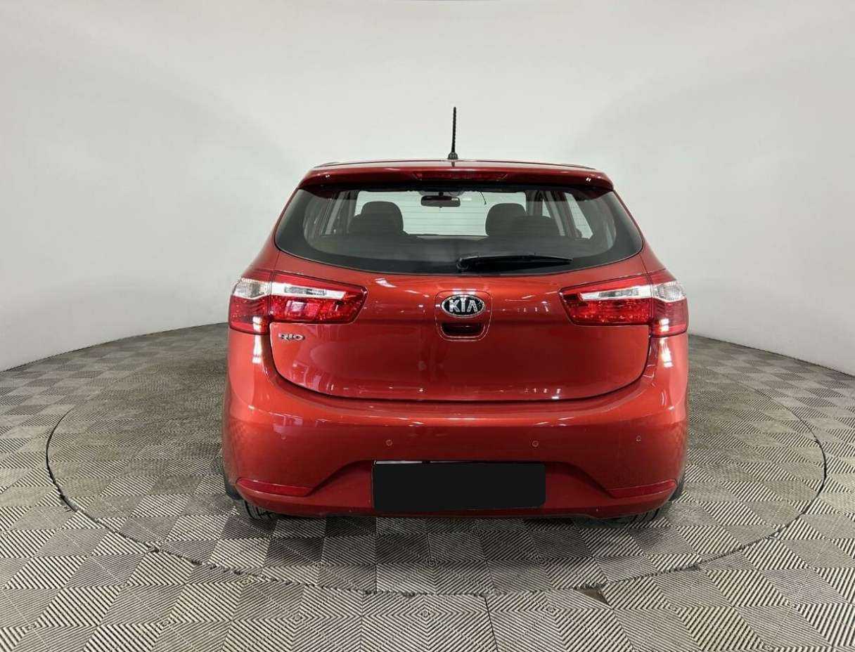 Купить Kia Rio с пробегом. Фото: #2