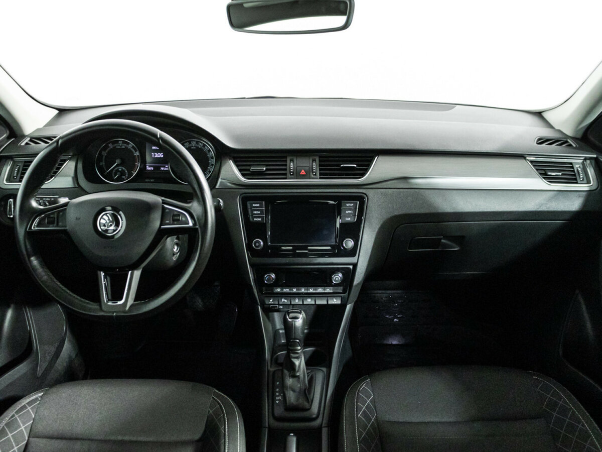 Купить Skoda Rapid с пробегом. Фото: #12