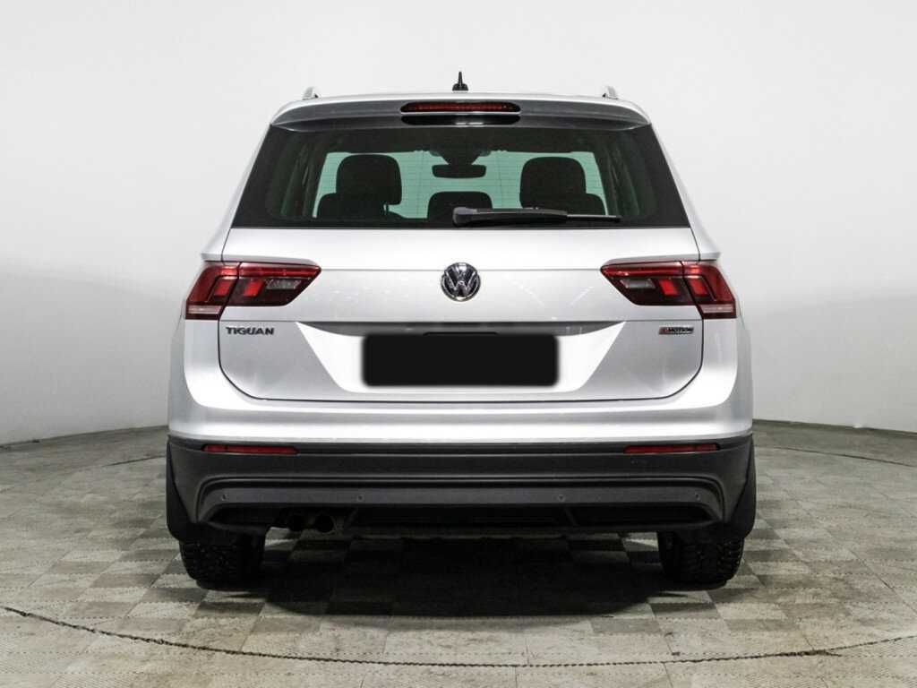 Купить Volkswagen Tiguan с пробегом. Фото: #5