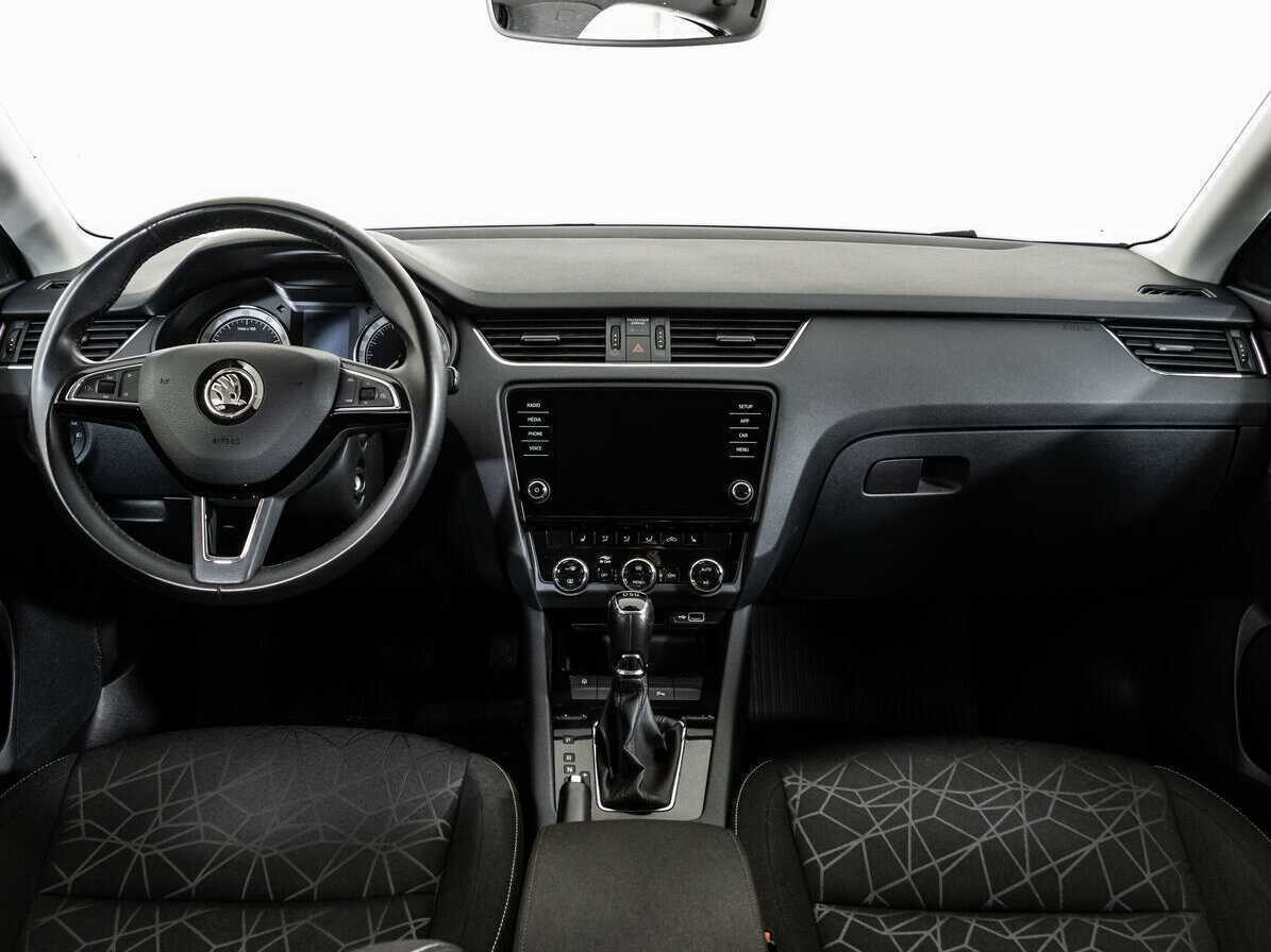 Купить Skoda Octavia с пробегом. Фото: #8