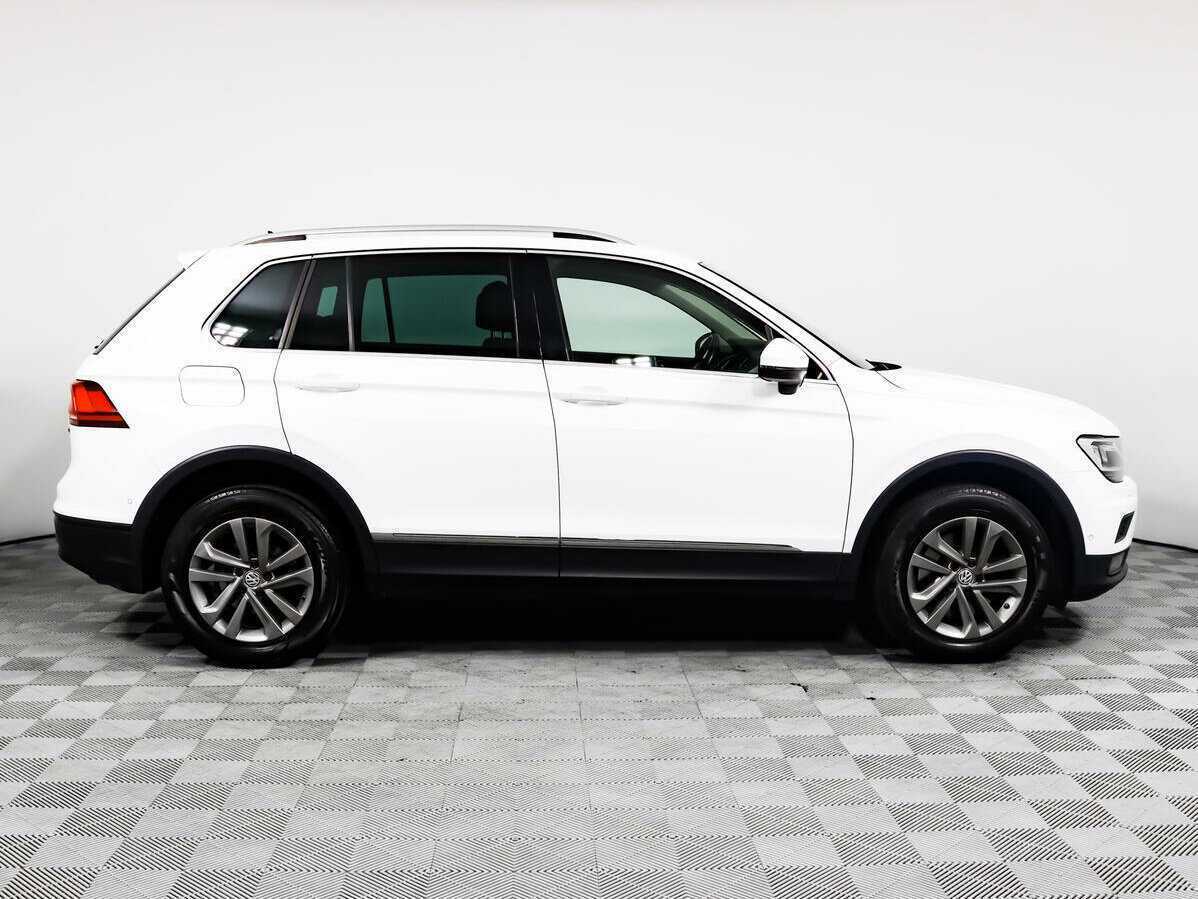 Купить Volkswagen Tiguan с пробегом. Фото: #3