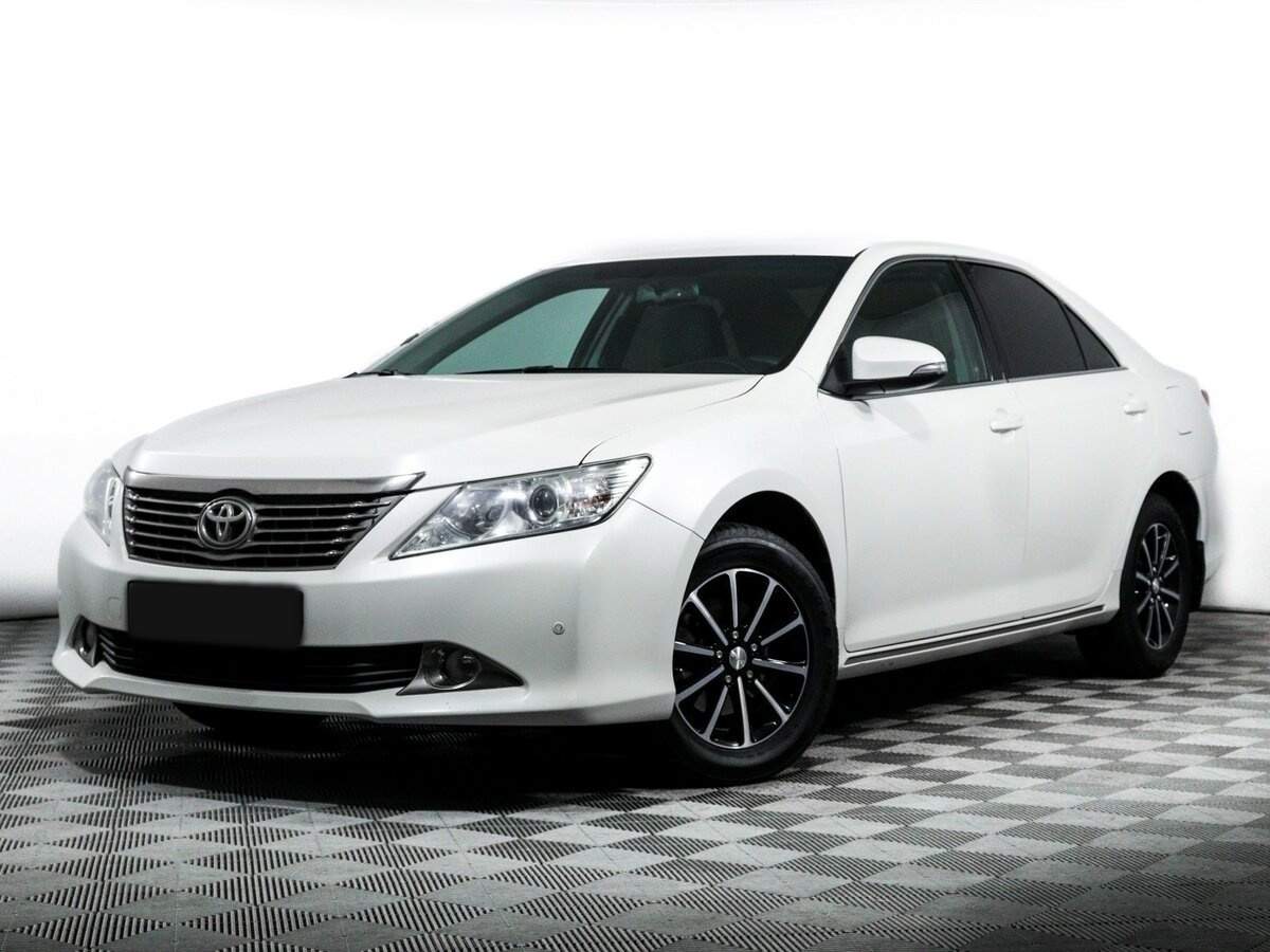 Купить Toyota Camry с пробегом. Фото: #0