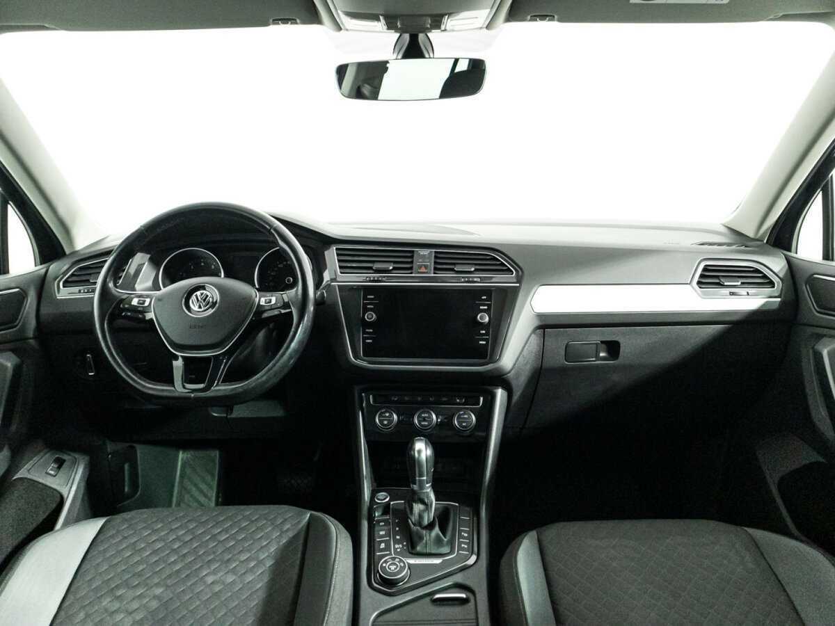Купить Volkswagen Tiguan с пробегом. Фото: #12