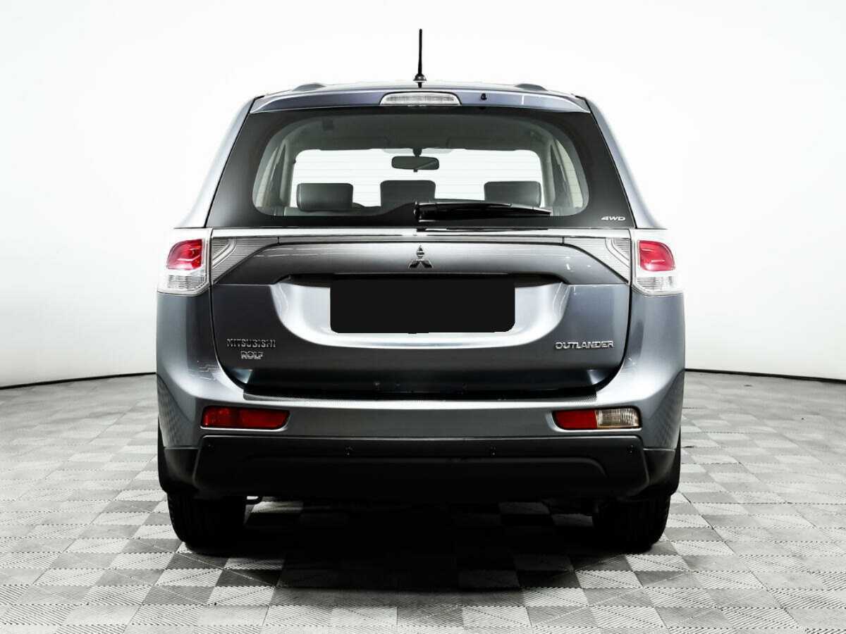 Купить Mitsubishi Outlander с пробегом. Фото: #5