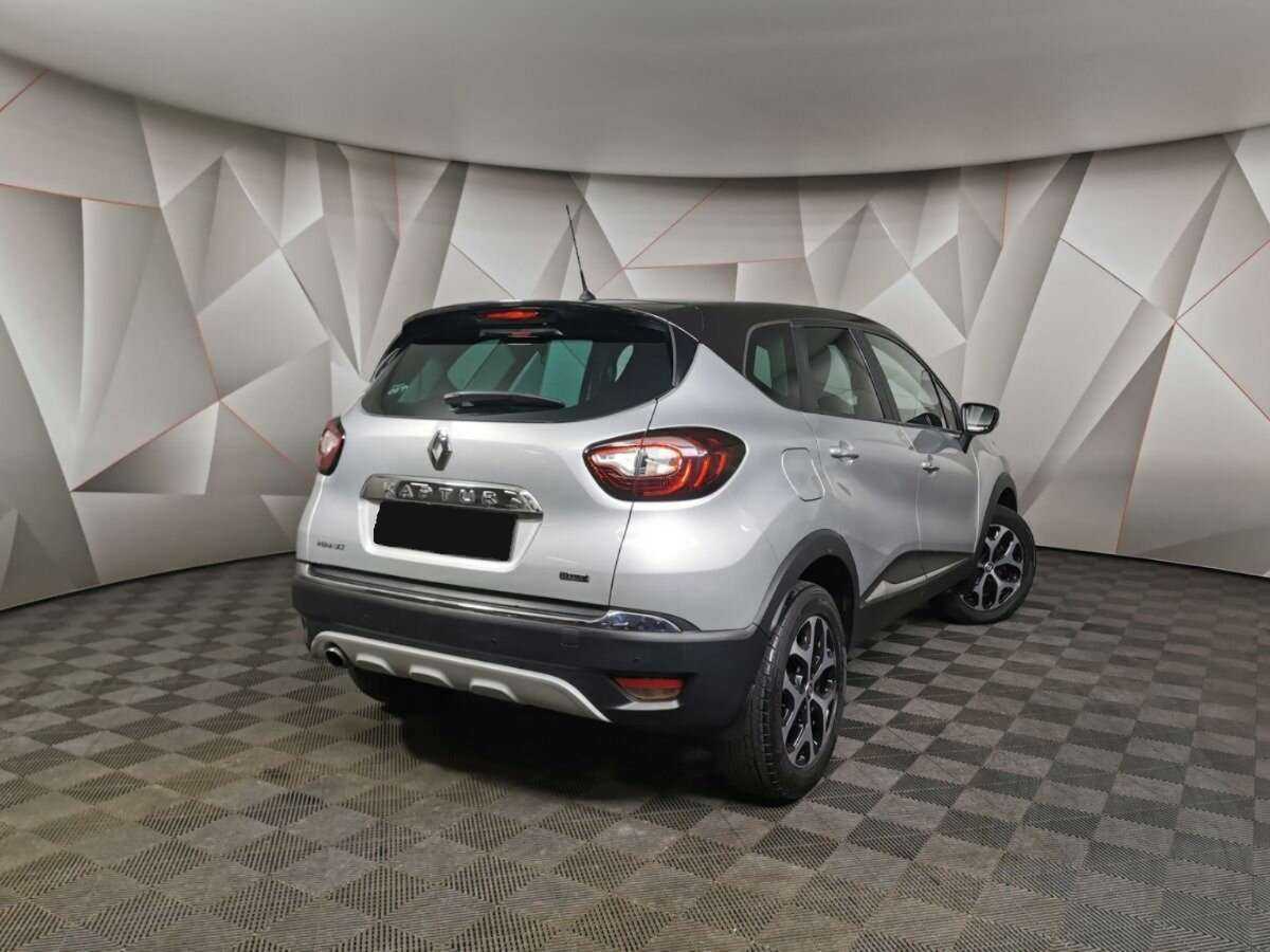 Купить Renault Kaptur с пробегом. Фото: #1