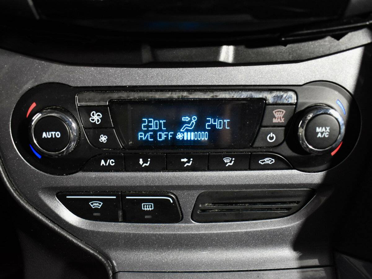 Купить Ford Focus с пробегом. Фото: #14