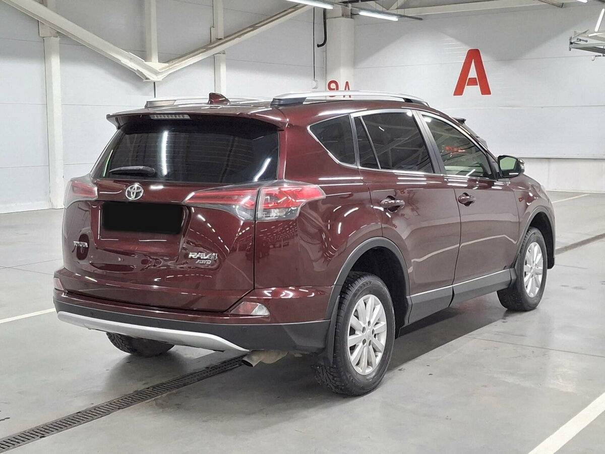 Купить Toyota RAV4 с пробегом. Фото: #4