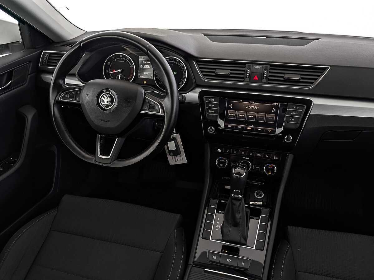 Купить Skoda Superb с пробегом. Фото: #29
