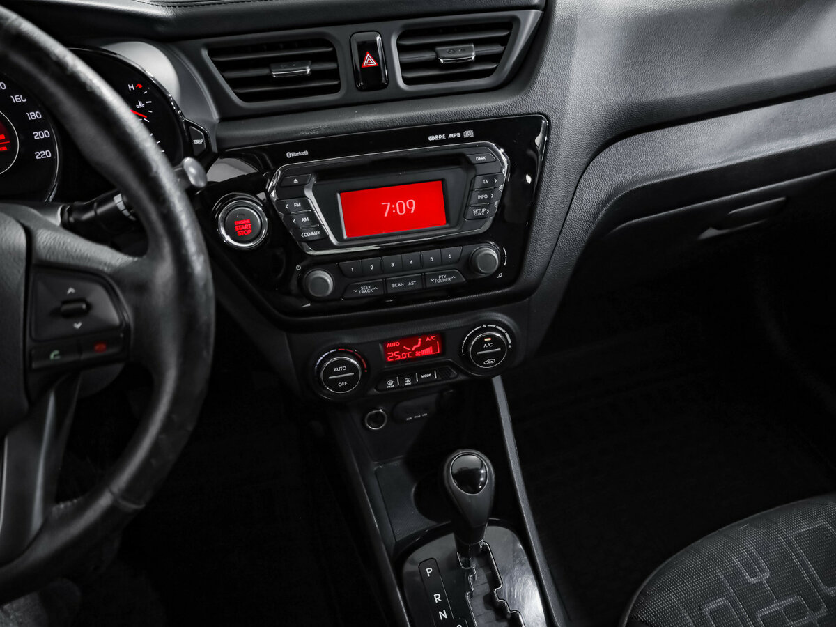 Купить Kia Rio с пробегом. Фото: #12