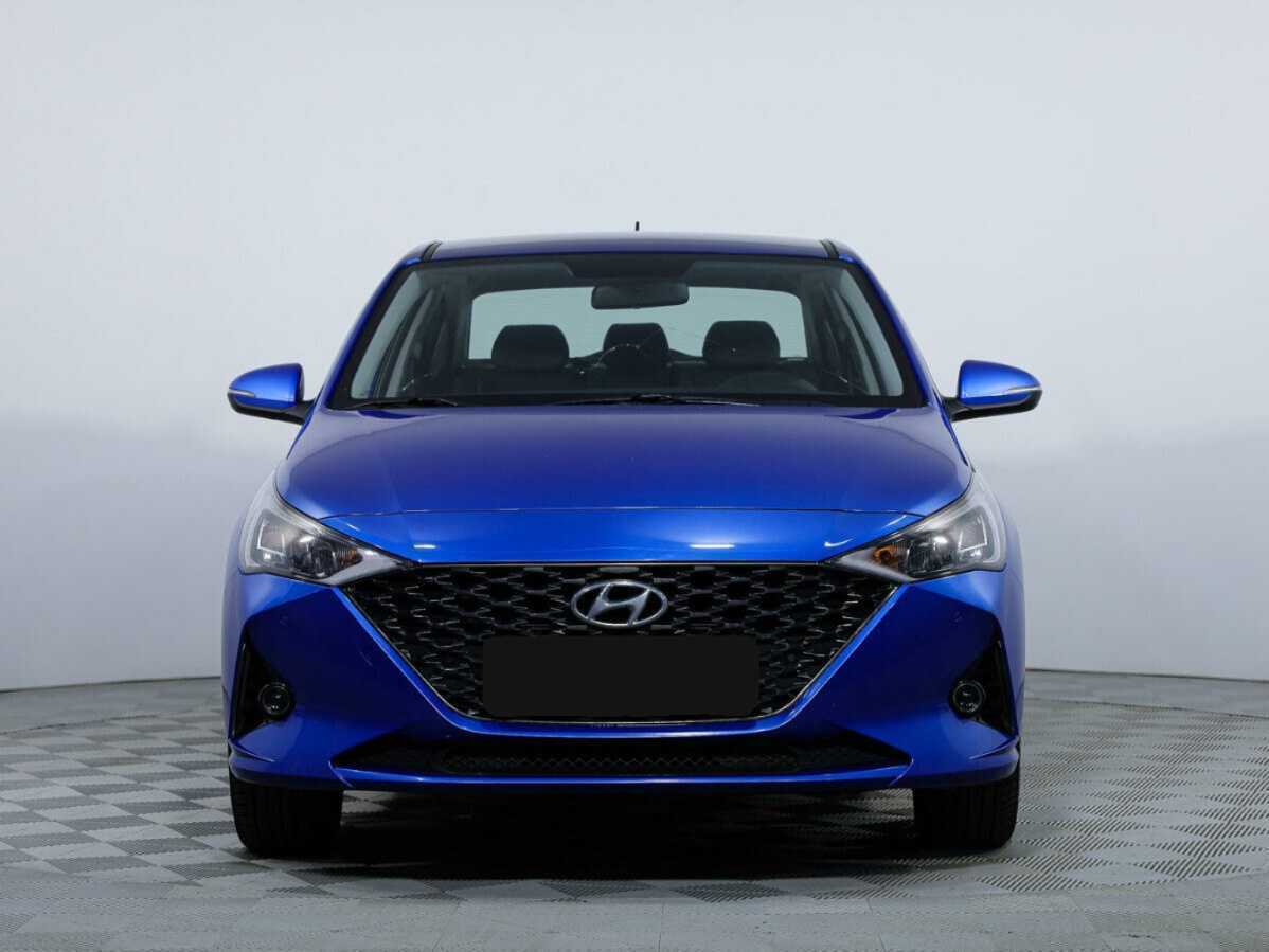 Купить Hyundai Solaris с пробегом. Фото: #1