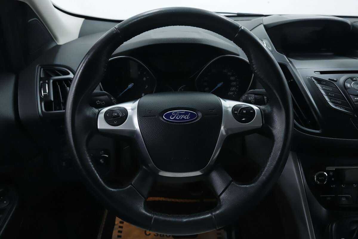 Купить Ford Kuga с пробегом. Фото: #10