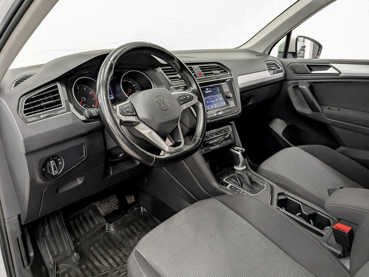 Купить Volkswagen Tiguan с пробегом. Фото: #15
