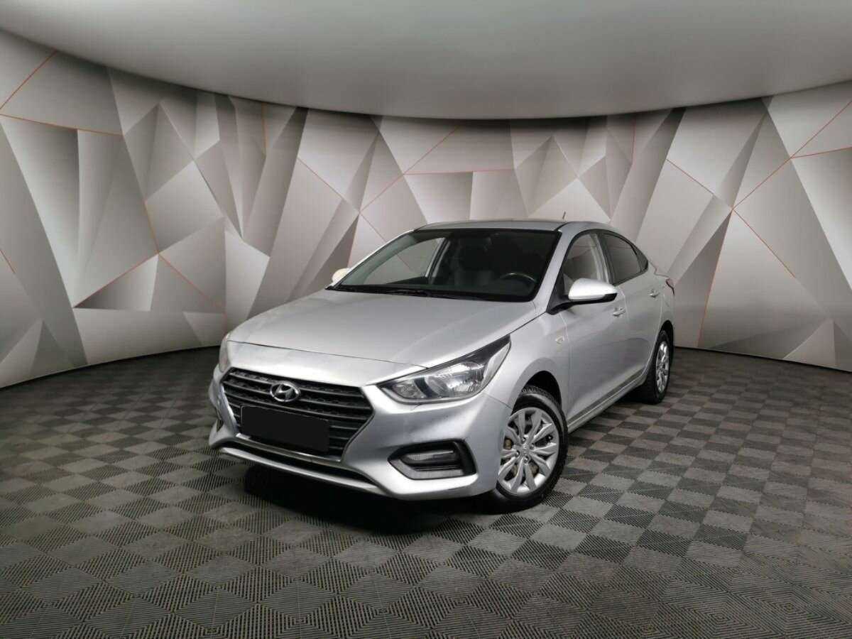 Купить Hyundai Solaris с пробегом. Фото: #0