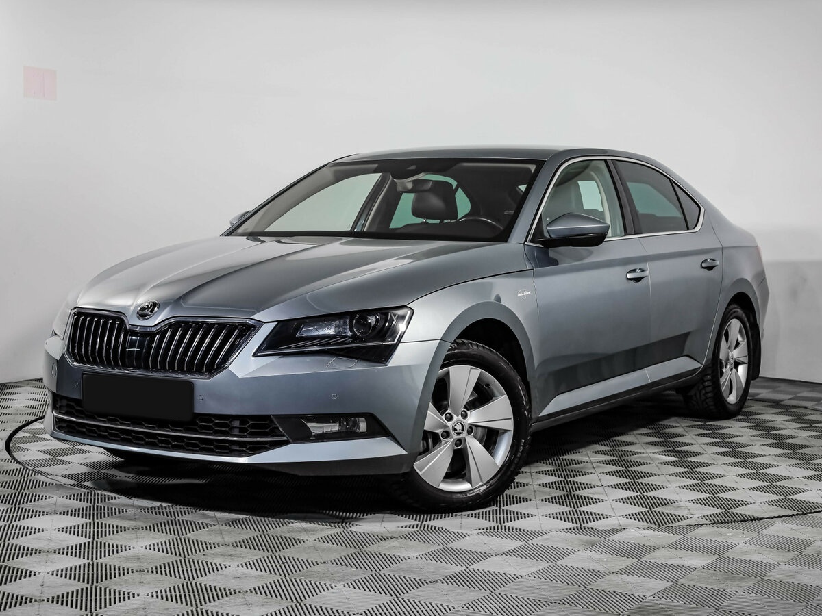 Купить Skoda Superb с пробегом. Фото: #0