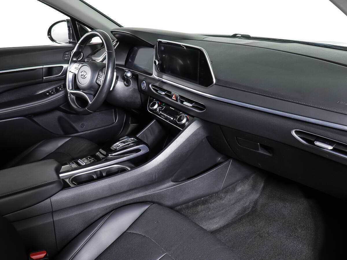 Купить Hyundai Sonata с пробегом. Фото: #8