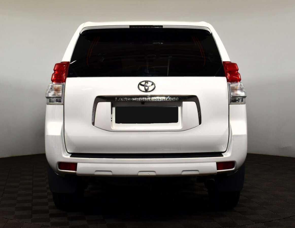 Купить Toyota Land Cruiser Prado с пробегом. Фото: #4