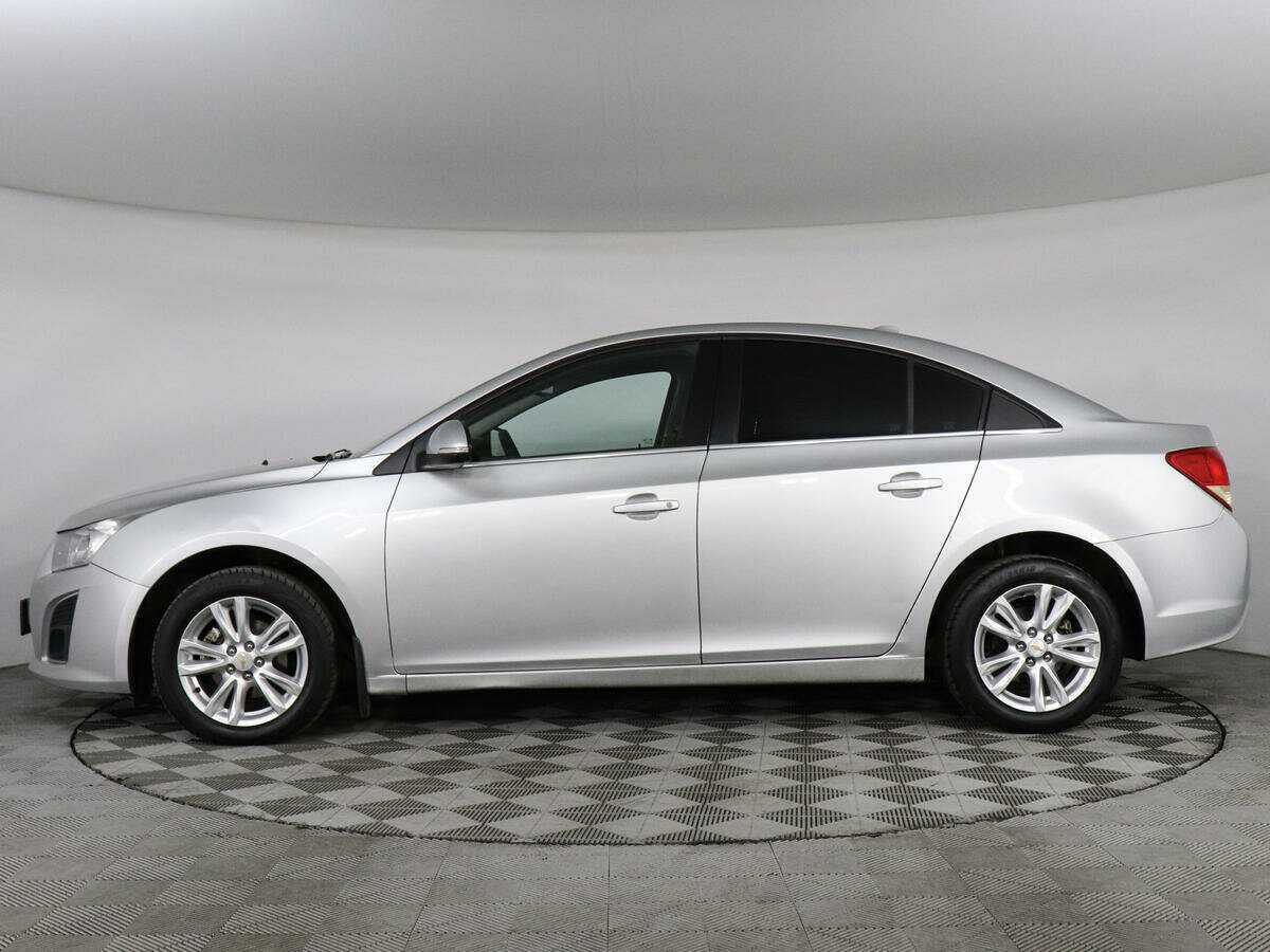 Купить Chevrolet Cruze с пробегом. Фото: #7