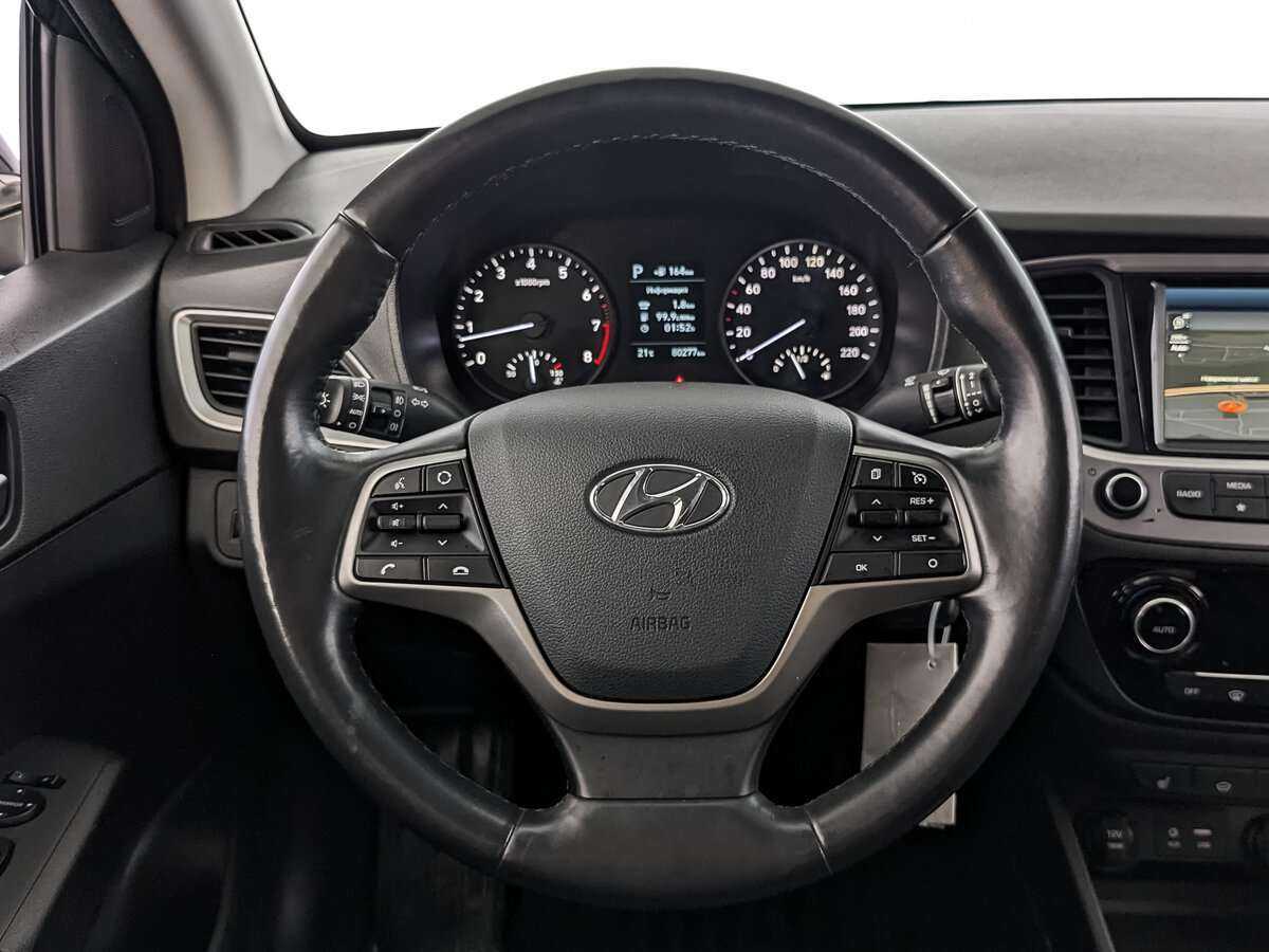 Купить Hyundai Solaris с пробегом. Фото: #17