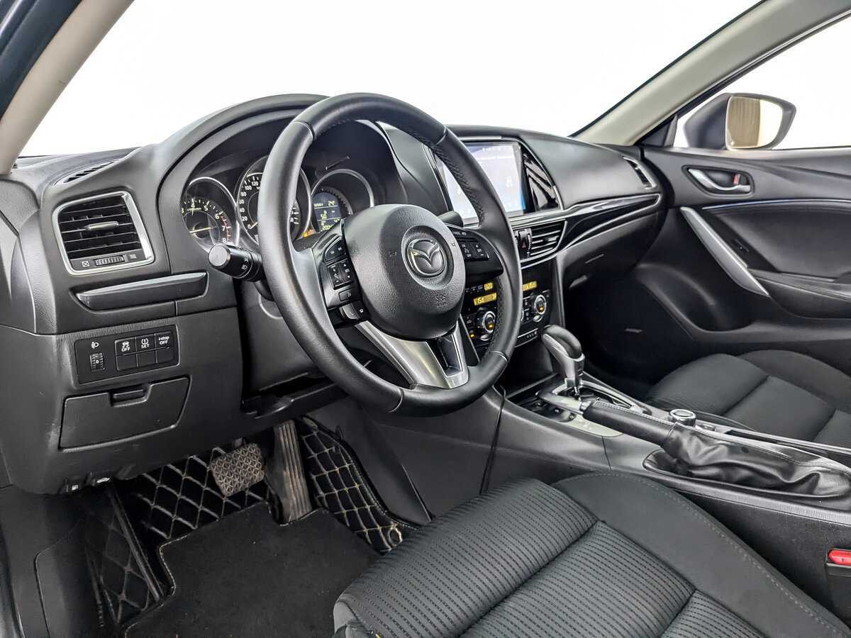 Купить Mazda 6 с пробегом. Фото: #13