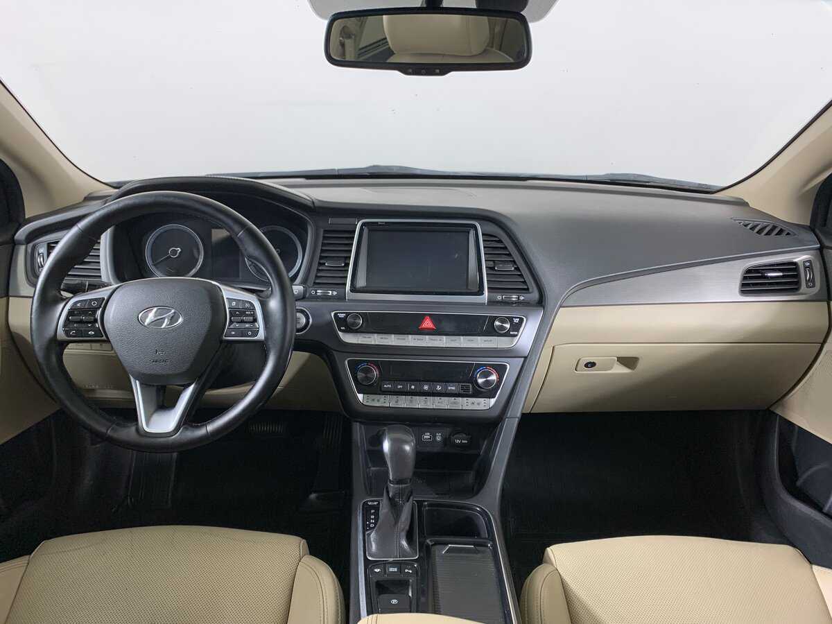 Купить Hyundai Sonata с пробегом. Фото: #12