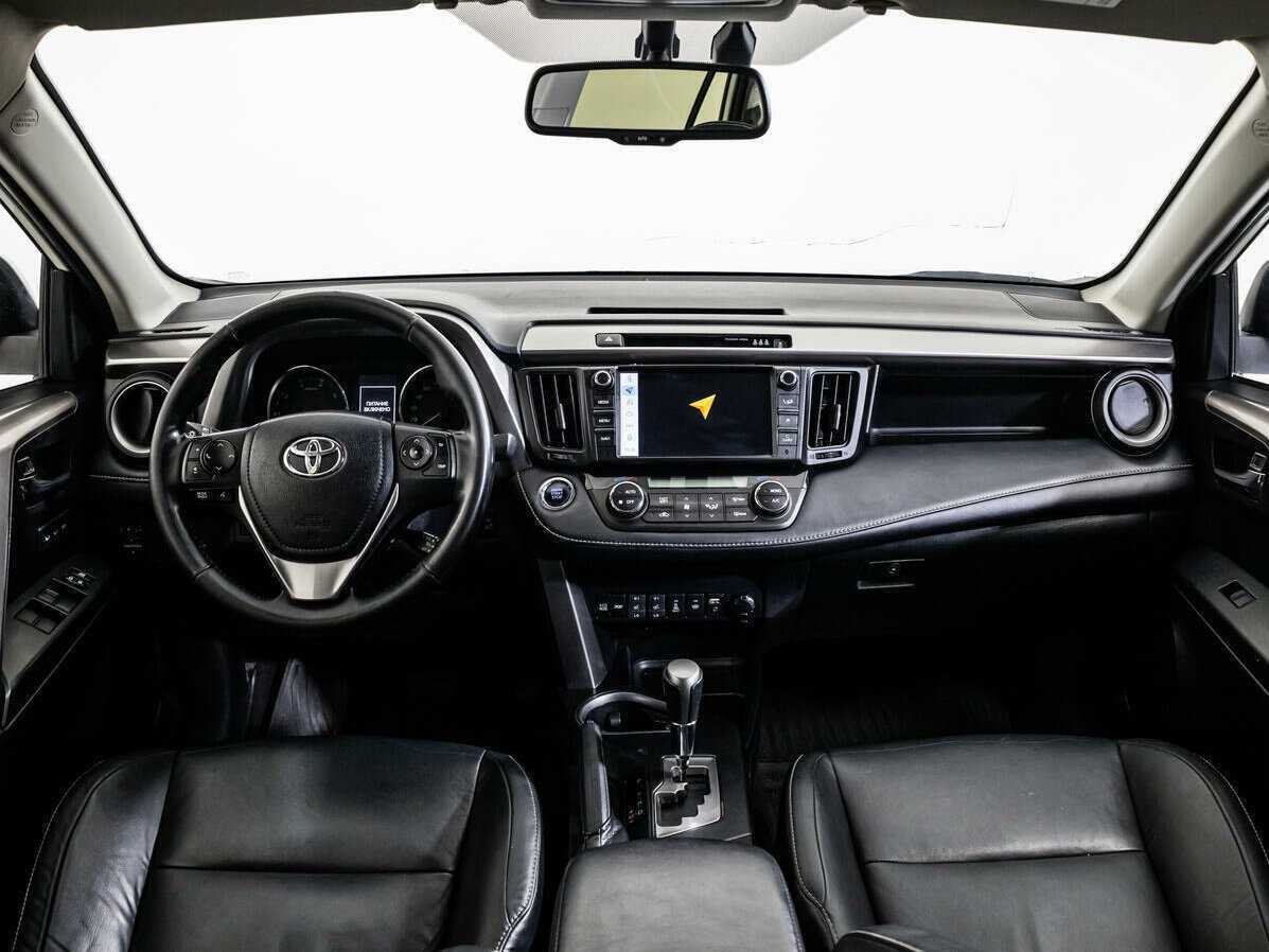 Купить Toyota RAV4 с пробегом. Фото: #10