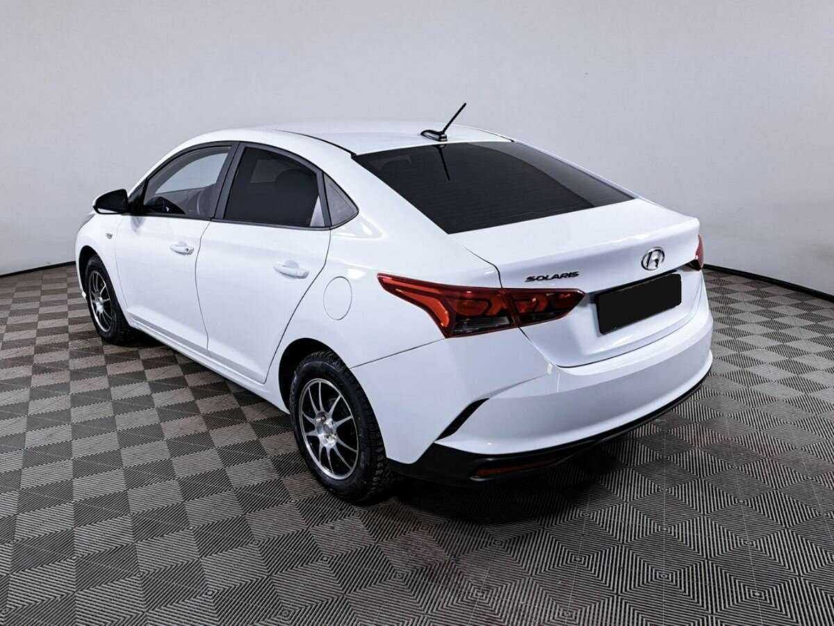 Купить Hyundai Solaris с пробегом. Фото: #5