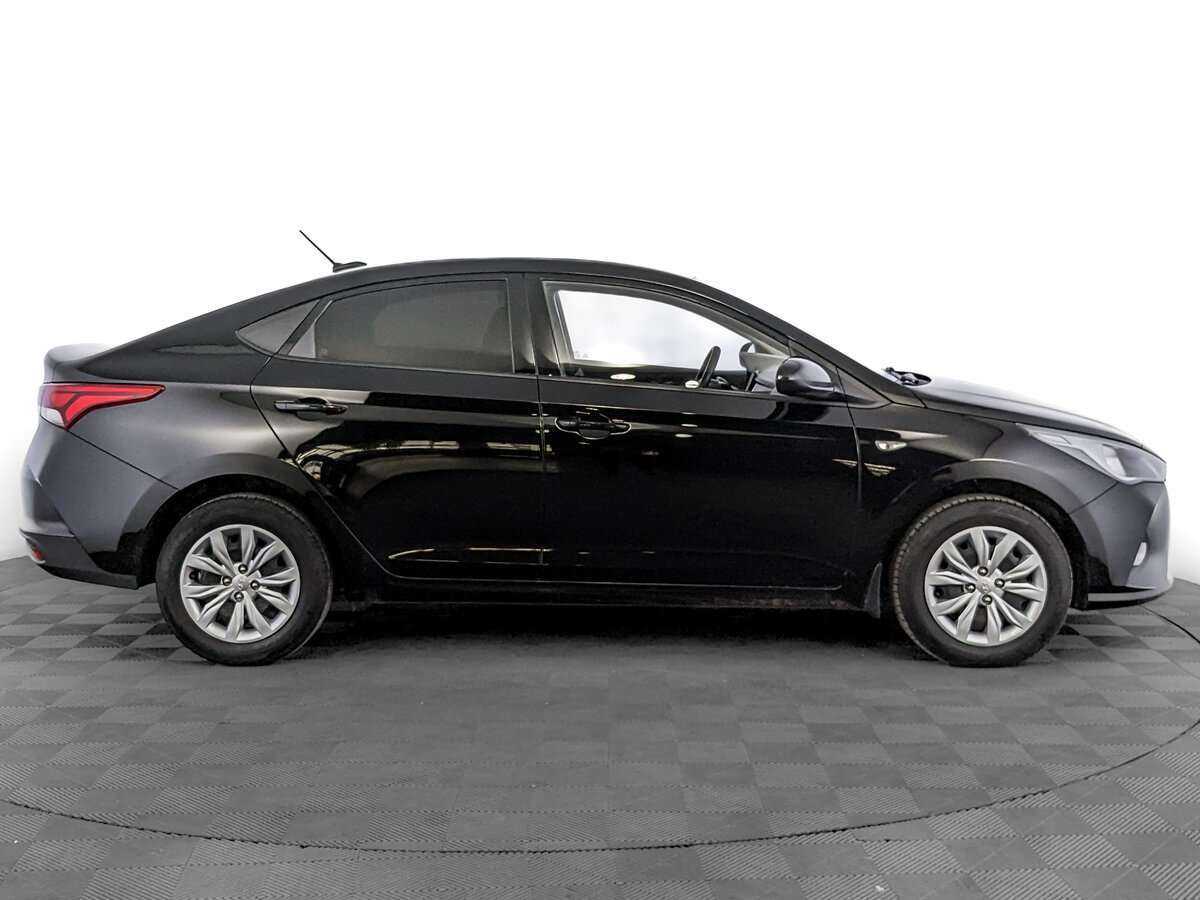 Купить Hyundai Solaris с пробегом. Фото: #3