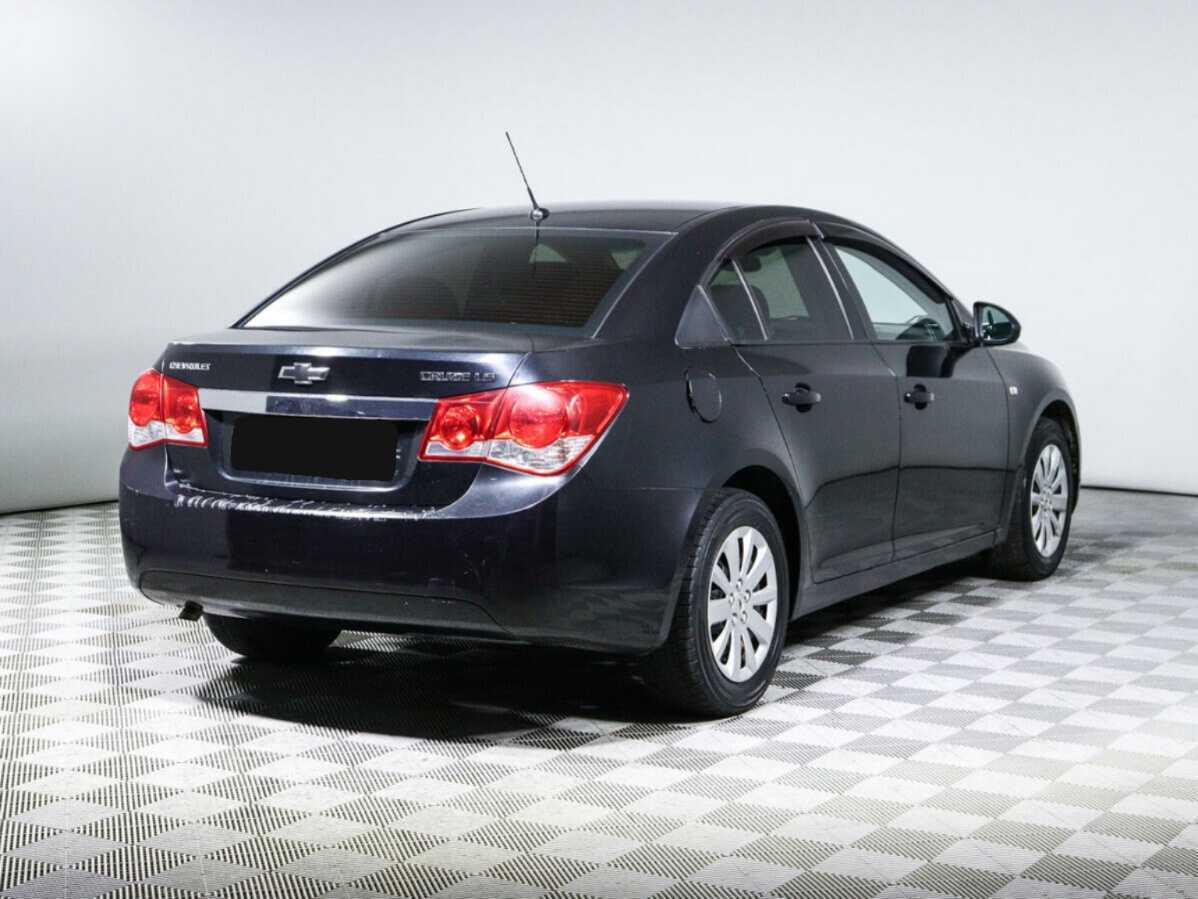 Купить Chevrolet Cruze с пробегом. Фото: #4