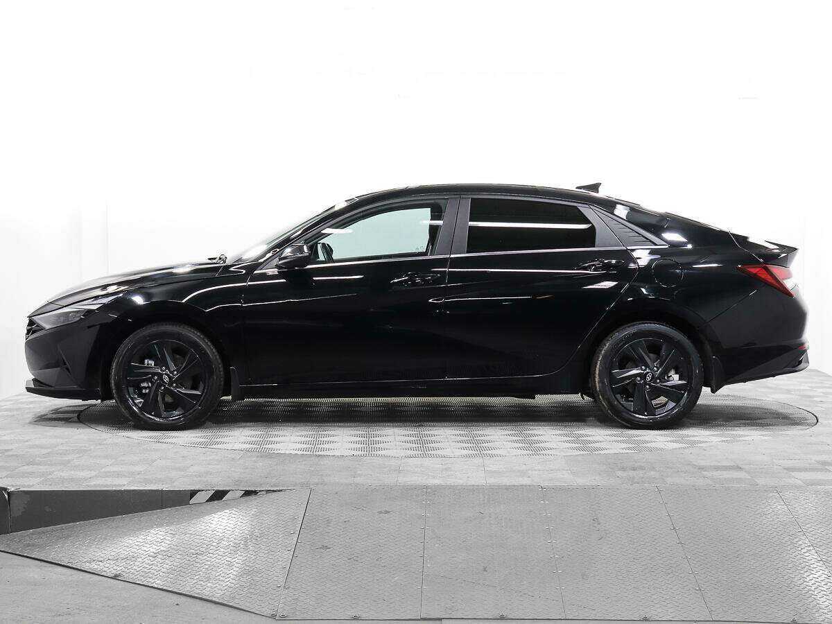 Купить Hyundai Elantra с пробегом. Фото: #7