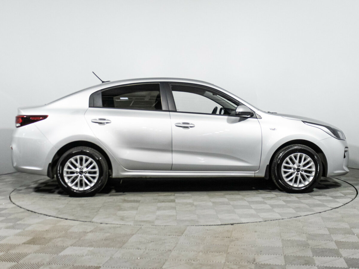 Купить Kia Rio с пробегом. Фото: #3